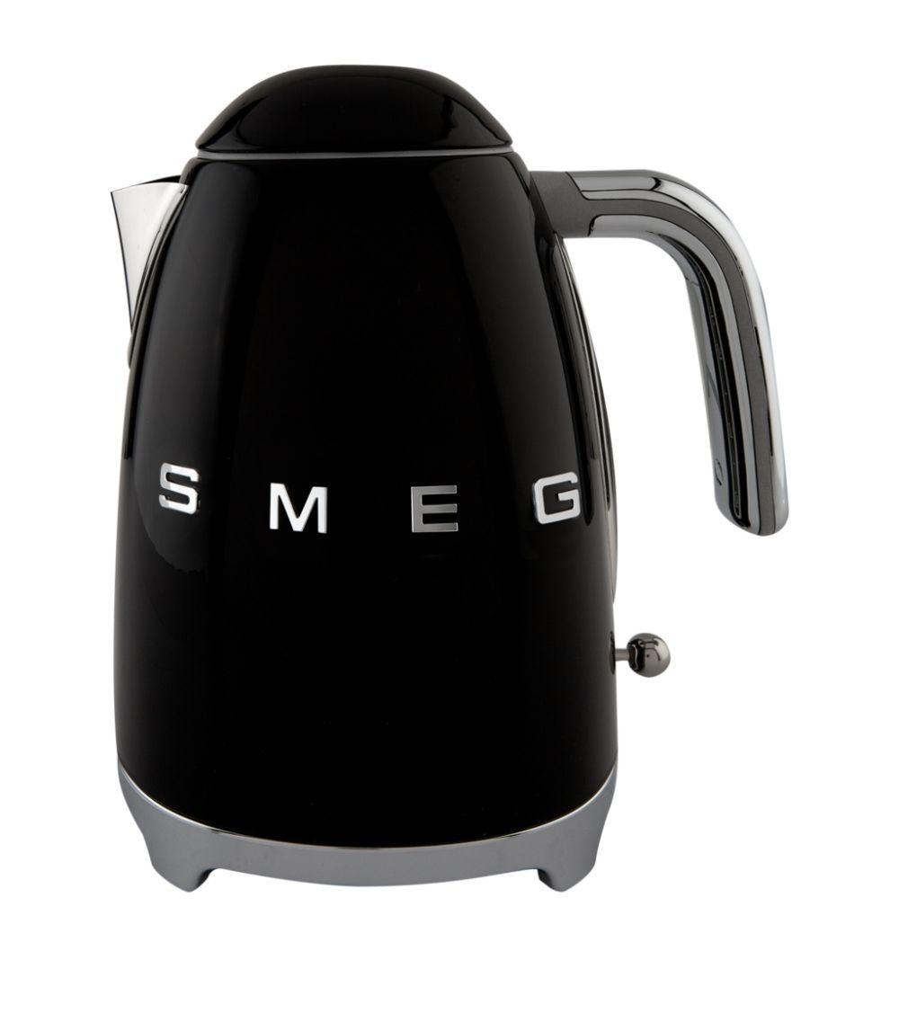 S R Originals - SMEG Retro Kettle