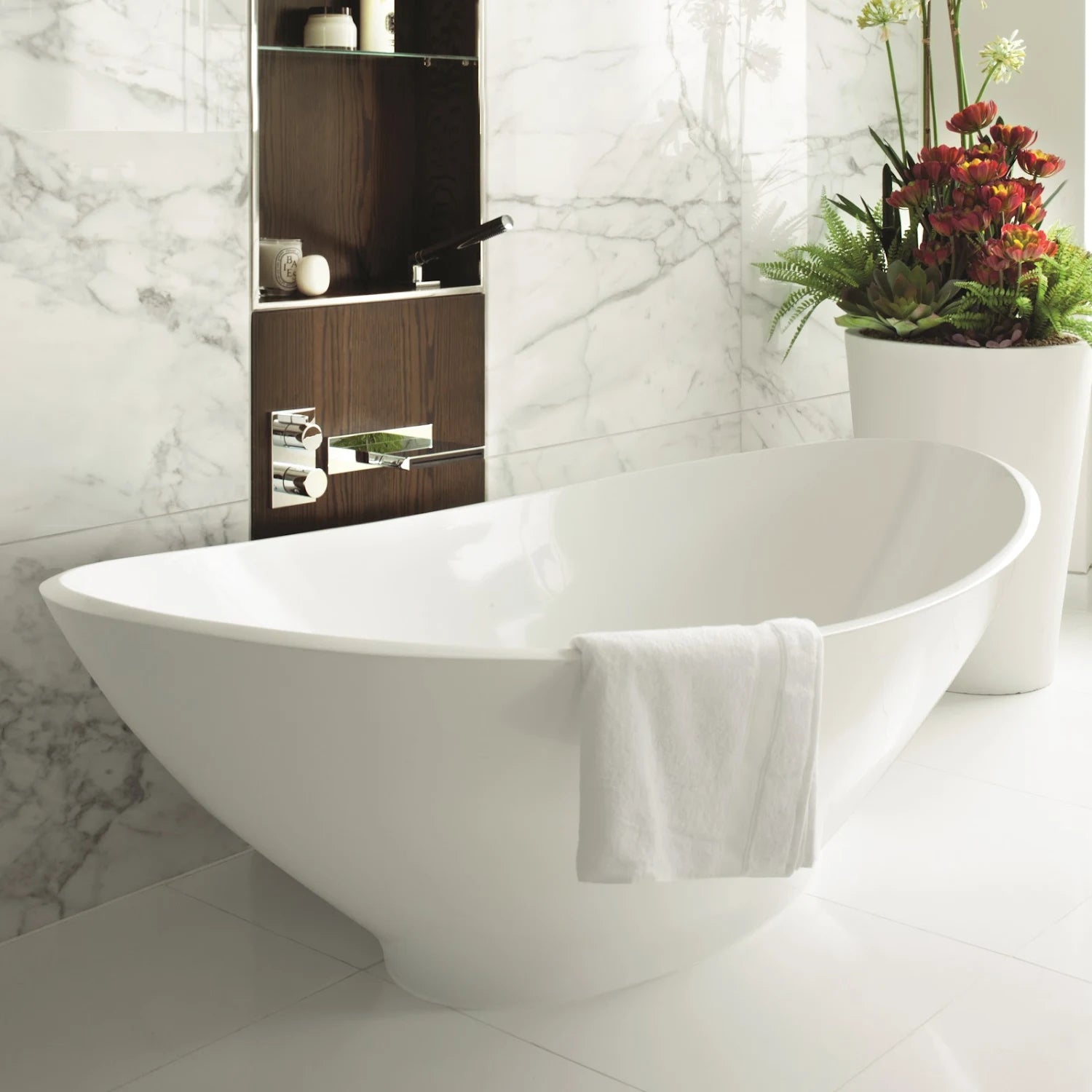 BC DESIGNS Kurv Freestanding Bath White - 1890 x 900mm - S R originals